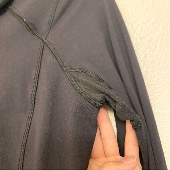 Lululemon Think Fast W3H68S Pullover top Stripe Black White fitted long sleeve 6 - Picture 12 of 12